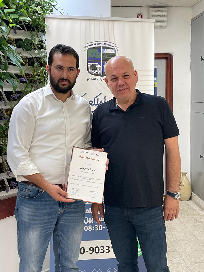 اختتام استكمال لأعضاء مجلس جلجولية توقيع ميثاق الإدارة السليمة 